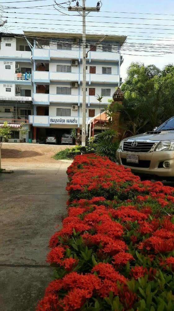 Veerasuda Condotel Ratchaburi Extérieur photo