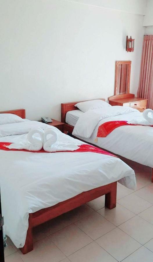 Veerasuda Condotel Ratchaburi Extérieur photo